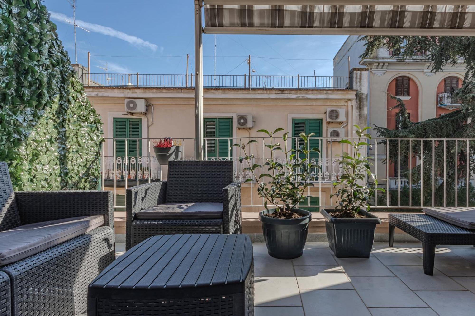 Eritrean Terrace Daire Bari Dış mekan fotoğraf